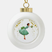 Weihnachtsfrau haucht eine Kerze aus Keramik Kugel-Ornament (Vorderseite)