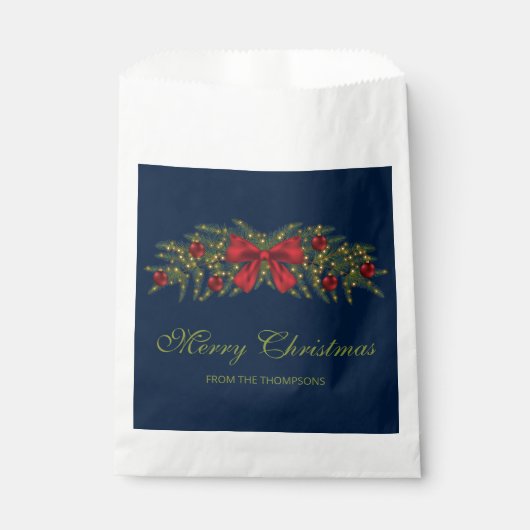 Weihnachtsgarten mit einem roten Bogen und Bauern Geschenktütchen (Vorderseite)