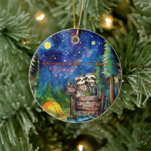 Weihnachtsgebirge Wasserfarbe Neuvermähltes Paar Keramik Ornament