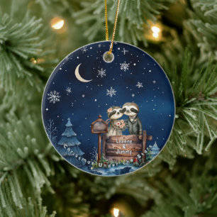 Weihnachtsgebirge Wasserfarbe Neuvermähltes Paar Keramik Ornament