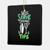 Weihnachtsgeschenk | Barkeeper serviert Getränke f Keramikornament (Links)