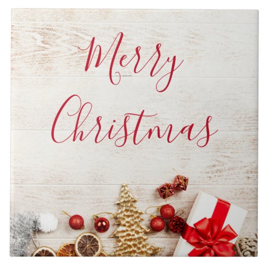 Weihnachtsgeschenkartikel auf einem rustikalen Hol Fliese (Vorderseite)