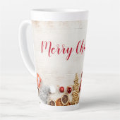 Weihnachtsgeschenkartikel auf einem rustikalen Hol Milchtasse (Linke Ecke)