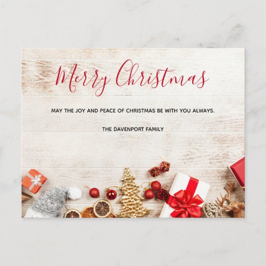 Weihnachtsgeschenkartikel auf einem rustikalen Hol Postkarte (Vorderseite)