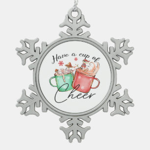 Weihnachtsgeschenke haben eine Tasse Fröhlichkeit Schneeflocken Zinn-Ornament