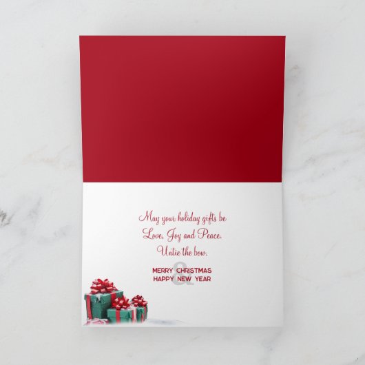 Weihnachtsgeschenke im Schnee Feiertagskarte (Innenseite)