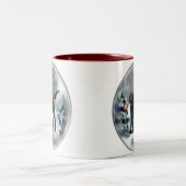 Weihnachtsgeschenke mit Flachbildschirm Zweifarbige Tasse (Mittel)