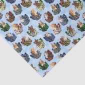 Weihnachtsgeschenke mit Niedlichen Baby Kittens In Seidenpapier (Ausschnitt)