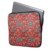 Weihnachtsgeschmack mit Bäumen, Schneeflocken Laptopschutzhülle (Vorderseite Links)