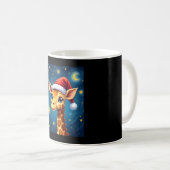 WeihnachtsGiraffe Weihnachtsmannmütze Starry Night Kaffeetasse (VorderseiteRechts)