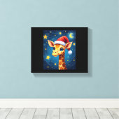 WeihnachtsGiraffe Weihnachtsmannmütze Starry Night Leinwanddruck (Insitu (Holzboden))