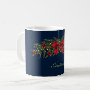 Weihnachtsgirlande mit roter Schleife und Christba Kaffeetasse