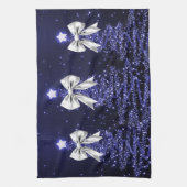 Weihnachtsglanzbäume Navy Faux Silberbogen  Geschirrtuch (Vertikal)