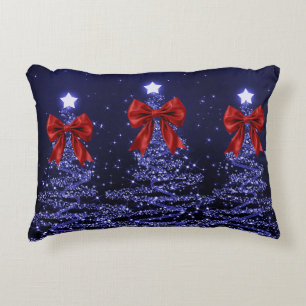 Weihnachtsglitzbäume Marineblau mit falscher roter Dekokissen