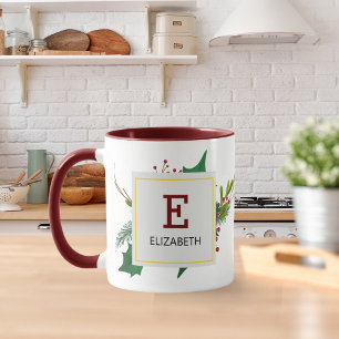 Weihnachtsgrün Elegantes rotes Monogramm Kastanien Tasse