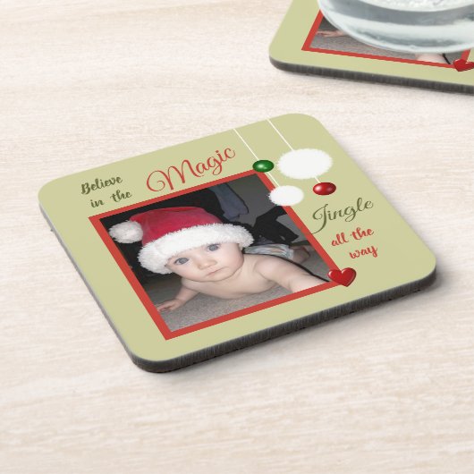Weihnachtsgrün und Rot mit Foto und Bausteinen Getränkeuntersetzer (Linke Seite)