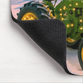 Weihnachtsgrüner Vintage-Traktor mit festlicher Be Mousepad (Ecke)