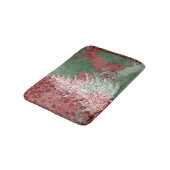 Weihnachtsgrunge | Rot Grün und Weiß XMas Tree Badematte (Schrägansicht)