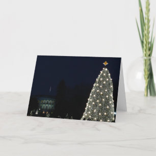 Weihnachtshaus und Nationalbaum Weihnachtsfeiertag Feiertagskarte