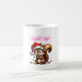 Weihnachtshörnchen mit Lights Fun Holiday Card Kaffeetasse (Mittel)