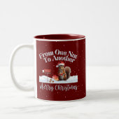 Weihnachtshörnchen von einer Nut zur anderen Zweifarbige Tasse (Links)