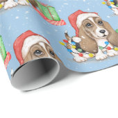 Weihnachtshund Hund in Schneeflocken Geschenkpapier (Rolleneckpunkt)