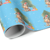 Weihnachtshund und Pinienbäume in Schneeflocken Geschenkpapier (Rolleneckpunkt)