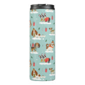 Weihnachtshunde in Cosy Scarves Muster Thermosbecher (Rückseite)