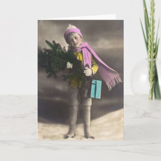 Weihnachtsjunge, Baum & Geschenke Feiertagskarte (Vorderseite)
