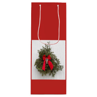 Weihnachtsjunge und Pinienbäume Geschenktüte Für Weinflaschen