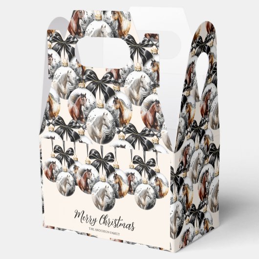 Weihnachtskalender für Pferde in schwarz und gold Geschenkschachtel (Geöffnet)