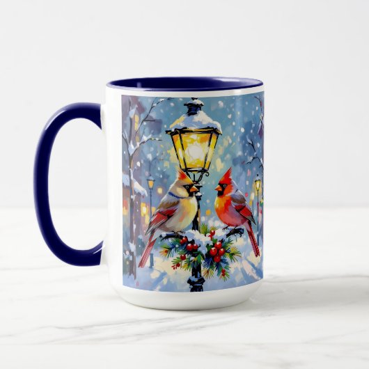 Weihnachtskardinäle und schneebedeckte Laterne Tasse (Links)