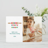 Weihnachtskarten 'Baking Spirits Bright' Einladung (Stehend Vorderseite)