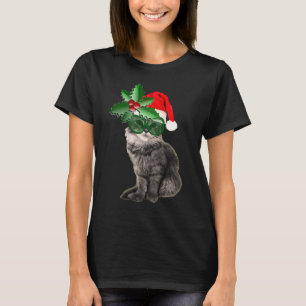 Weihnachtskatze auf einem T-Shirt