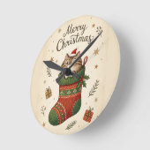 Weihnachtskatze im Strumpf Runde Wanduhr (Winkel)