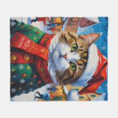 Weihnachtskatze in Weihnachtsmannmütze Fleecedecke (Vorderseite (Horizontal))