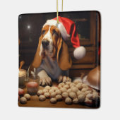 Weihnachtskekse im Basset Hound Feiertag Keramikornament (Links)