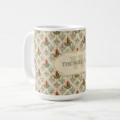 Weihnachtskerzen und Ornamente Monogramm Kaffeetasse (Vorderseite Links)