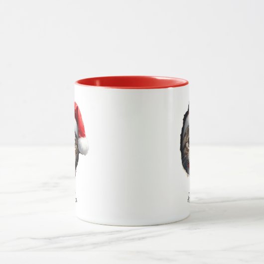 Weihnachtskiste mit Weihnachtsmannmütze nach Maß Tasse (Zentrum)