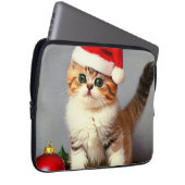 Weihnachtskitten in Weihnachtsmannmütze Laptopschutzhülle (Vorne Rechts)