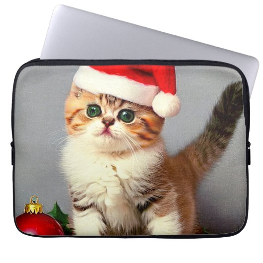 Weihnachtskitten in Weihnachtsmannmütze Laptopschutzhülle (Vorderseite)