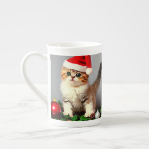 Weihnachtskitten in Weihnachtsmannmütze Porzellantasse
