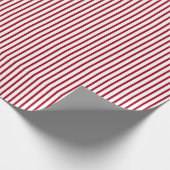 Weihnachtsklassiker rot /Off-Weiß gestreift Geschenkpapier (Ecke)