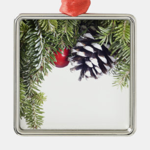 WeihnachtsKranz-Kiefern-Kegel-rote Ornament Aus Metall