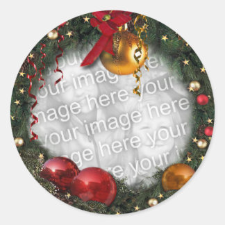 Weihnachtskranz mit Ihrem Foto-Aufkleber Runder Aufkleber