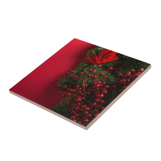 Weihnachtskranz mit roten Beeren Fliese (Seite)