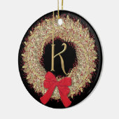 WeihnachtsKranz-Schneeflocken des Monogramm-K Keramikornament (Links)
