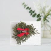 Weihnachtskranz und Bow Postkarte (Stehend Vorderseite)