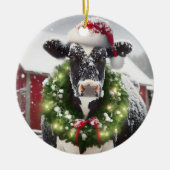 Weihnachtskühe mit einer Weihnachtsmannmütze Keramik Ornament (Vorne)