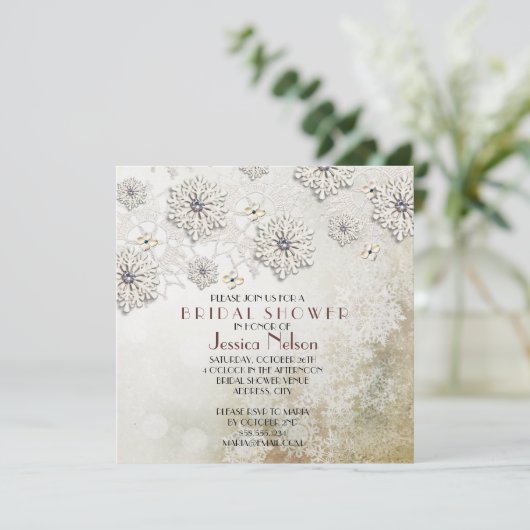 Weihnachtslace Snowflakes Brautparty Einladung (Stehend Vorderseite)